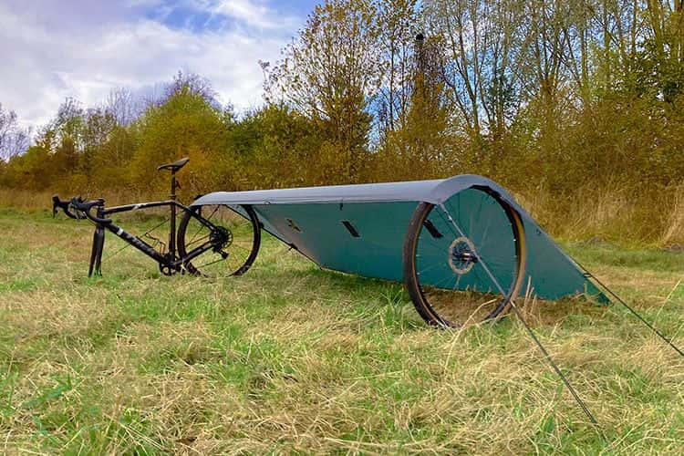 DD Hammocks SuperLight Tarp S lifestyle