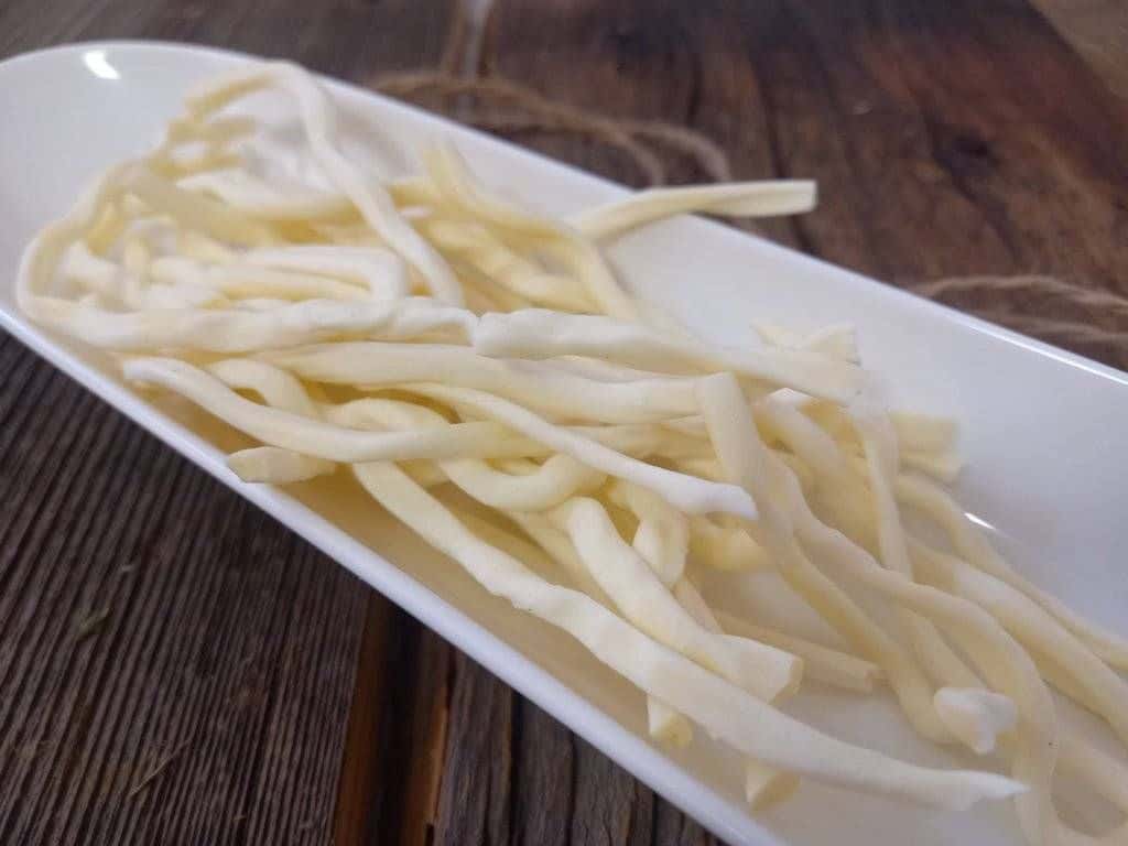 Lyofilizované pařené sýrové nitě – přírodní 50 g lifestyle