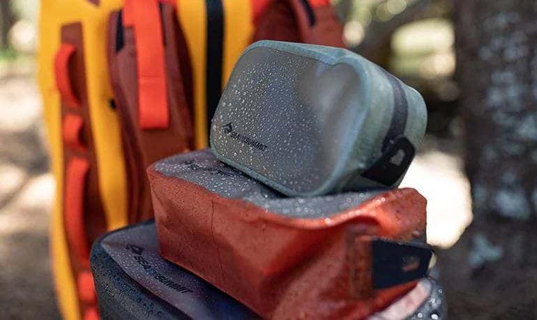Sea To Summit Hydraulic Packing Cube lifestyle