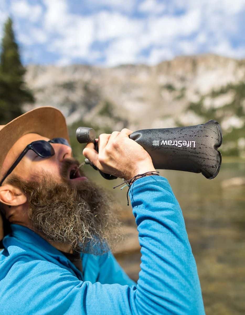 LifeStraw Peak Series Collapsible Squeeze Bottle 1 L lifestyle