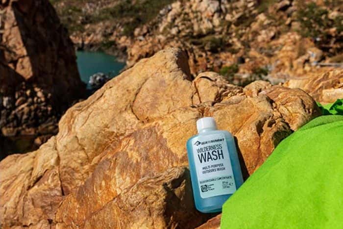 Sea To Summit Wilderness Wash 100 ml lifestyle