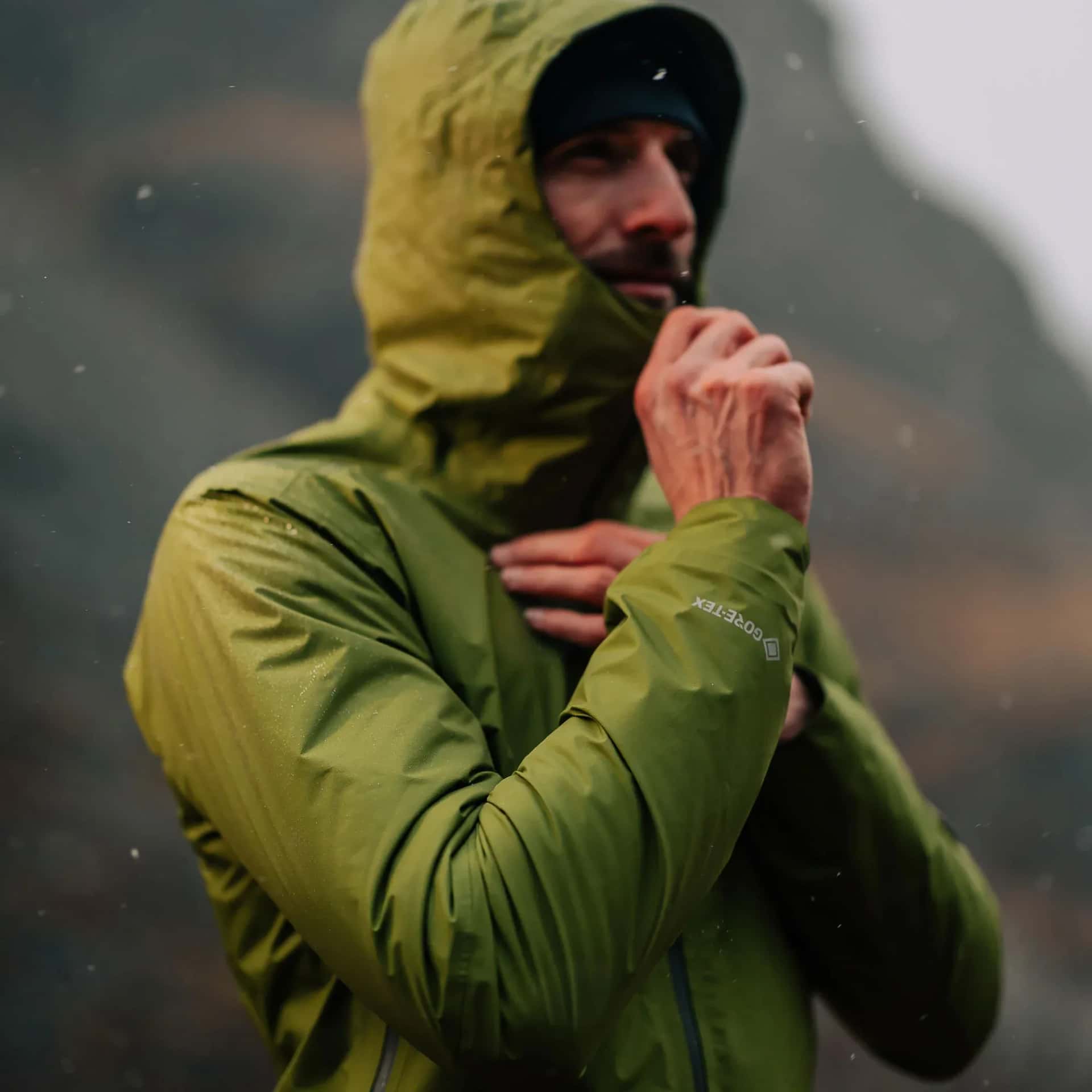 Montane Phase Nano Jacket lifestyle