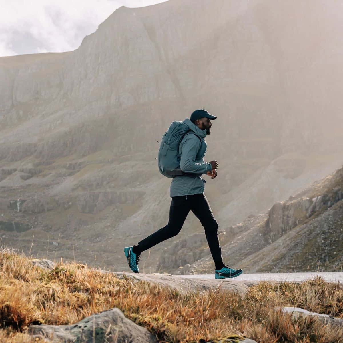 Montane Trailblazer 44 (2024) lifestyle