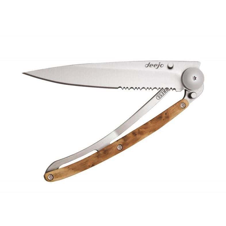 Deejo Serration 37 g Titan Juniper Wood lifestyle