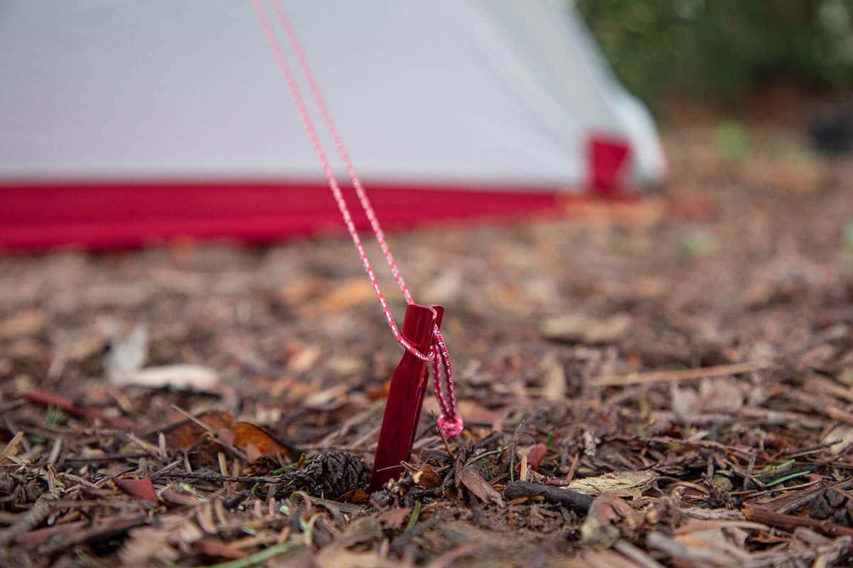 MSR Groundhog Tent Stakes 6 ks lifestyle