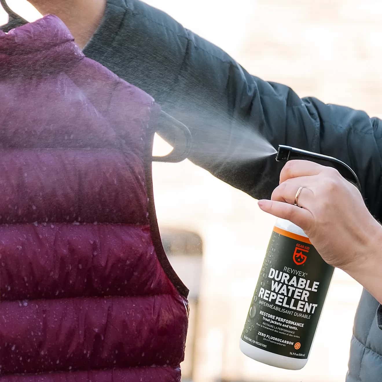 Gear Aid Revivex Durable Water Repellent Spray 500 ml lifestyle