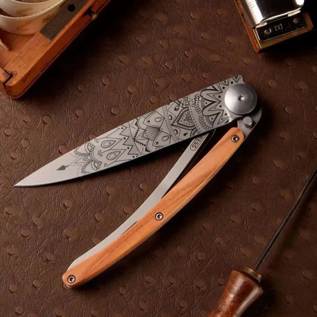 Deejo Tattoo 37 g Mandala Juniper Wood lifestyle
