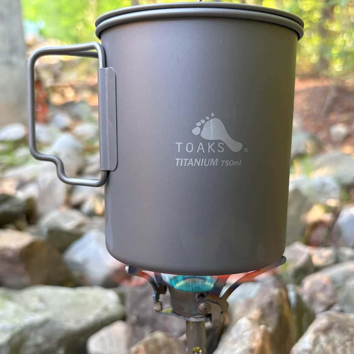TOAKS Titanium 750 ml Pot lifestyle