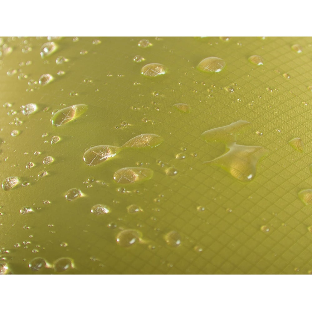 Escapist Tarp Rain Detail