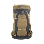 Přední část batohu Granite Gear Crown2 60 zabezpečený stahovacími popruhy, v hnědé barvě.