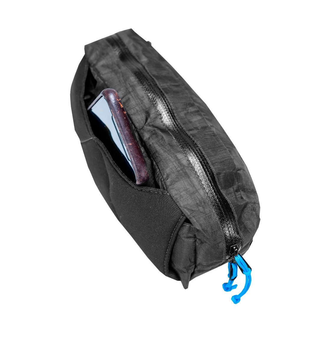 Hlavní kapsa Hyperlite Mountain Gear Versa - detail zadní kapsy