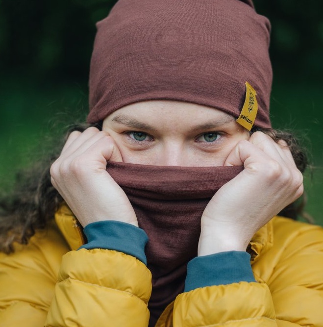 Patizon Merino Tube Chestnut Lifestyle 02