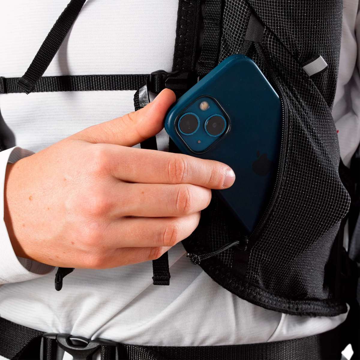 HMG Aero 28 White 16